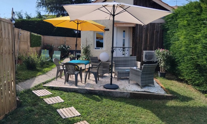 Saint-Clair-de-la-Tour House | ESPACE ATYPIQUE DETENTE BIEN-ETRE