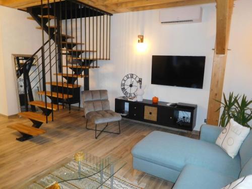 Colombey-les-deux-Eglises House | Espace de détente à Colombey avec SPA et jacuzzi - FR-1-611-115