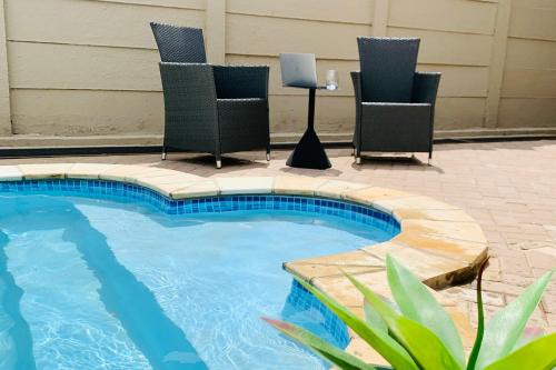 Windhoek Apartment | Essence Lifestyle Self-Catering Accommodation - 1523 Hochland Park