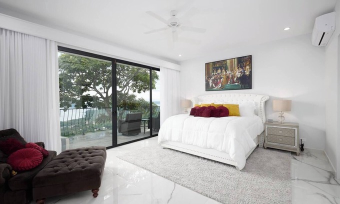 Panama Beach Villa | Essence of Dreams - Luxury Ocean View Villa