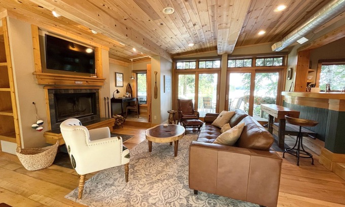 Traverse City House | Estate on Silver Lake ~