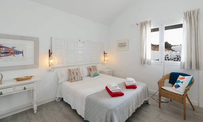 El Golfo Apartment | Estudio Andrea, coastal gem with great sunsets (El Golfo)