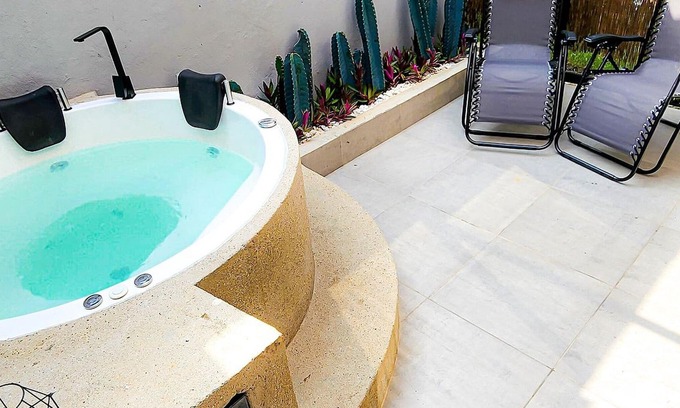 Las Lomas I House | Everest Luxury Loft With Jacuzzi 5 Min Lleras Park