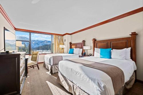 Olympic Valley House | Everline Resort & Spa Palisades- Valley View