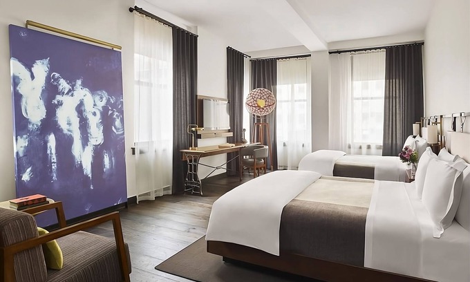 Midtown Hotel | Everything NY has to offer at Your Arms Reach! 4 Amazing Units, Bakery