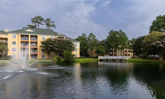 Myrtle Beach Villa | Excellent place to stay! Ultra large rooms and beds, gated entrance