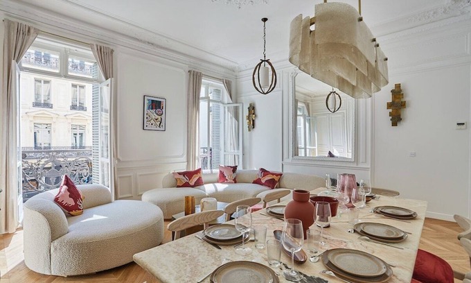 Gaillon Apartment | Exceptional 4 bedrooms Apartment Opera Vendome