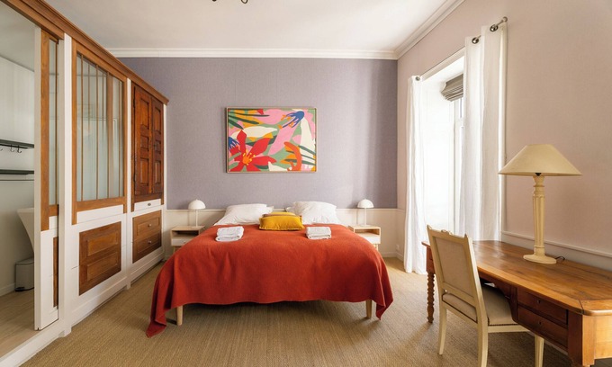 Vannes Apartment | Exceptional apartment on the port of Vannes - private parking included - 8 p