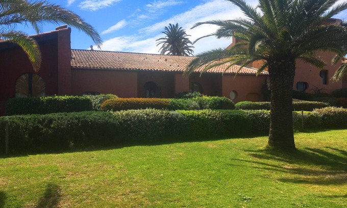 Porquerolles House | Exceptional location on the port of Porquerolles 20 m from the water .