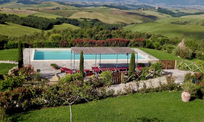 Gambassi Terme Apartment | Exceptional Tuscany view! Air-conditioned beautiful restored farmhouse apartment