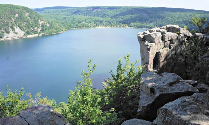 Lake Delton Condo | Exceptional Wisconsin Dells Experience, Near Top Attractions!