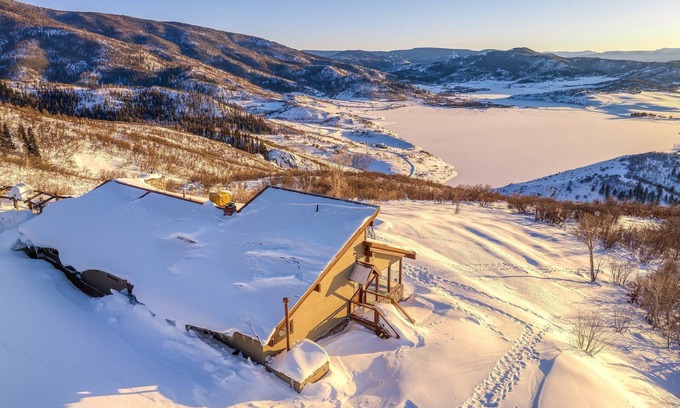 Steamboat Springs House | Exclusive Bella Vista Lodge - Private Grotto Hot Tub, Game Room, Slopeside Ski Storage