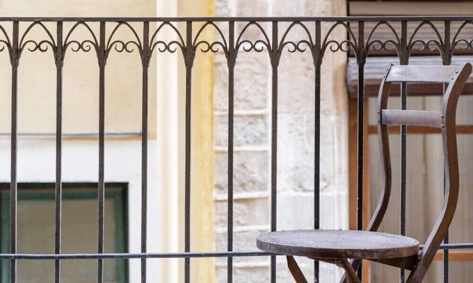 Gothic Quarter Apartment | Exclusive city center flat in the heart of BCN- La Nona