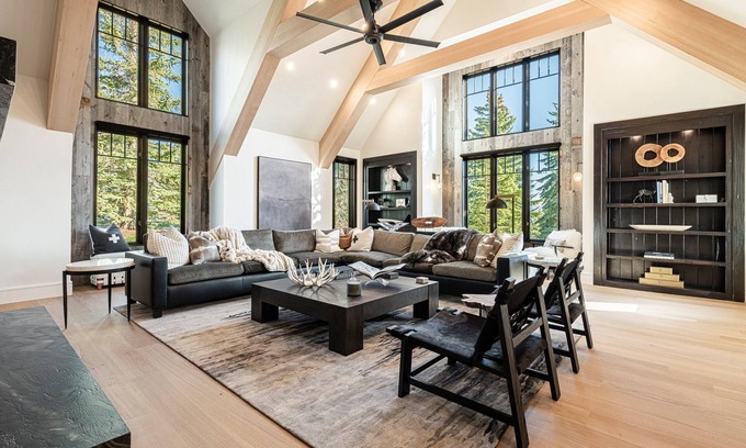 Park City House | Exclusive. Elegant. Elevated. Perfect for Weddings, Retreats or Family Reunions!