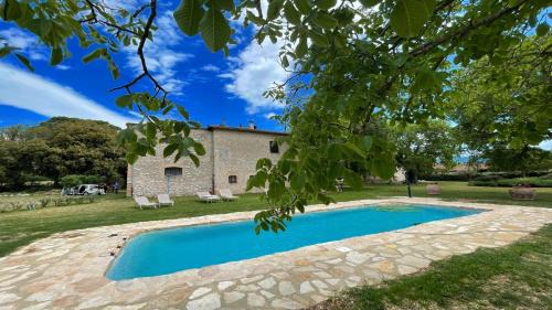 Poreta House | Exclusive Pool-open All Year-spoleto Biofarm-slps 8-village shops, bar1 km 5