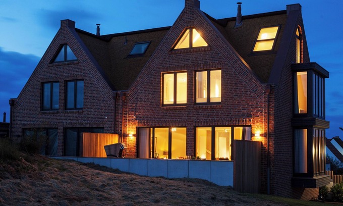Juist House | Exclusive thatched house on the beach access - luxury & comfort for up to 8 people