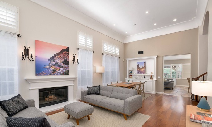 Encinitas House | Executive 4BR Home, 3000 sft, Gourmet kitchen, Cozy & New, Perfect summer stay