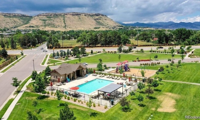 Golden House | Executive modern home - great for families