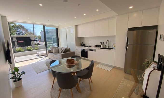 Engadine Apartment | Executive Oasis | Chic 1BR + Courtyard Retreat