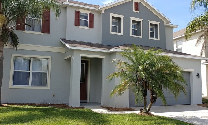 Legacy Park House | Executive Villa 7BR & 4.5 bath with Pool/SPA/Game Room near DisneyWorld Orlando.