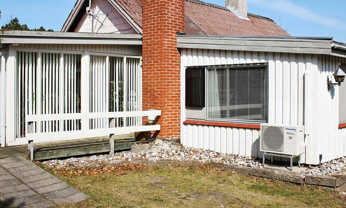 Hemmet House | Exotic Holiday Home in Hemmet with Private Pool