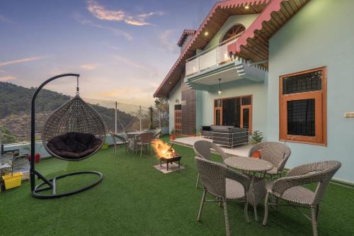 Kuthar Villa | Exotic Stays I Four Bedrom House Kasauli I The Mountain Mansion I Serviced Villa I Party & Music I Sky Bonfire I Kasauli