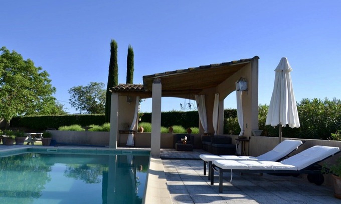 Merindol House | Experience authenticity at La Marquise