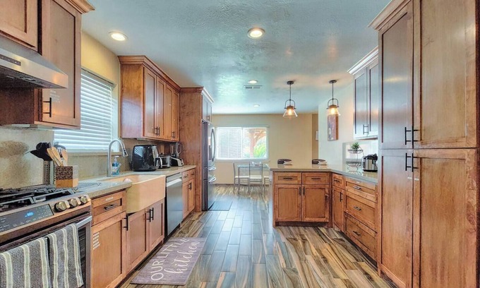 Katy House | Experience comfort and style in the heart of Katy, TX!
