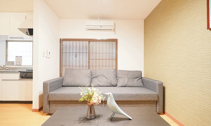 Akasaka Villa | Experience life in a private old private house in the heart of Tokyo｜3 bedrooms, 5 beds｜Excellent access to Akasaka, Roppongi, Ginza, Aoyama, Harajuku, Imperial Palace｜with private workspace