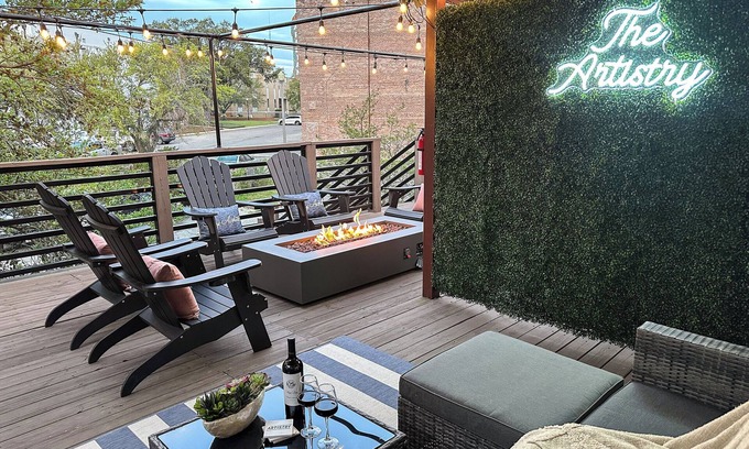 Laurel Hotel | Experience Mississippi Art at 'The Artistry'