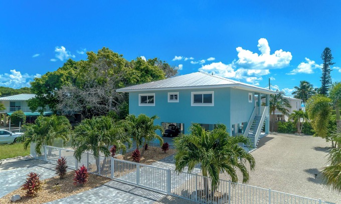 Marathon House | Experience the relaxation and breathtaking natural beauty of the Florida Keys.