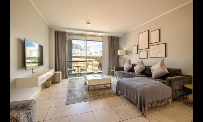Victoria and Alfred Waterfront Apartment | Experience Uninterrupted Comfort Fully Furnished 2br Flat Free from Loadsheding