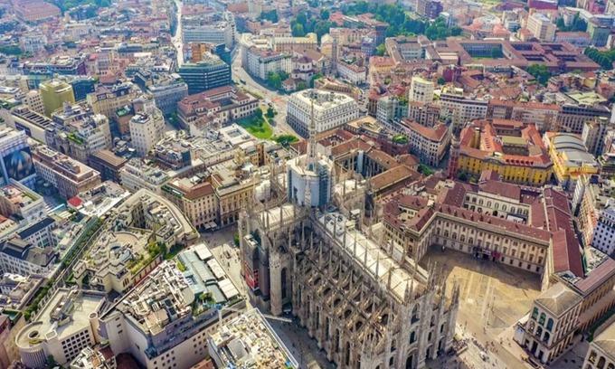 Porta Vittoria Apartment | Experience Unparalleled Luxury in This Prestigious Apartment