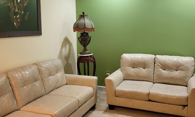 Oxford House | "Experience Waterfront Bliss: Complete with a Private Stocked Lake!"nn