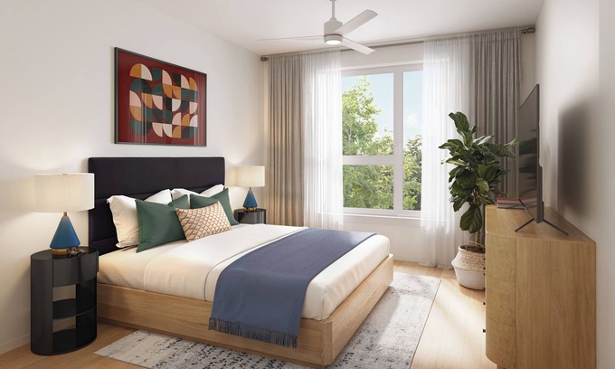 South Lamar Condo | Experience Zilker + South Lamer | Private Balcony | Pool, Dining, Bar | The Code