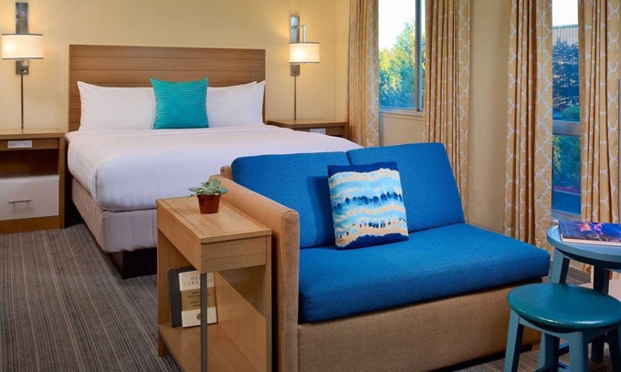 Flagstaff Hotel | Explore the Grand Canyon and More from Our Inviting Flagstaff Property! w/Pool