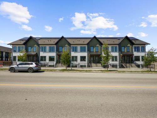 Calgary Apartment | Exquisite 1-Bdr Condo Apt