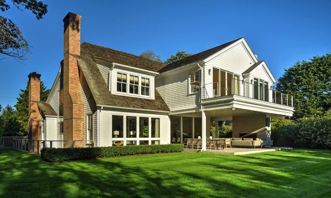 East Hampton North House | Exquisite Custom Home in the Heart of East Hampton