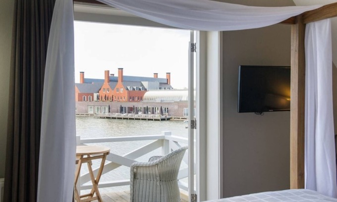 Nooitgedacht House | Extra luxury 2-person Love2stay farmhouse in the holiday park Hof van Saksen