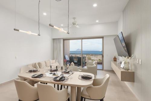Loreto House | Extraordinary Beachfront Danzante Bay Loreto