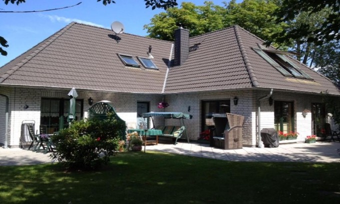 Lietzow Apartment | F-1064 Rhododendronbluete in Lietzow