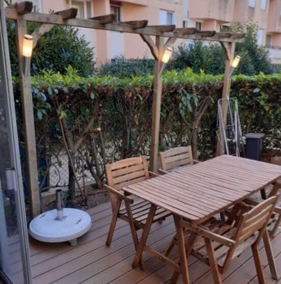 Guyancourt Apartment | F2 avec Terrasse, Parking gratuit