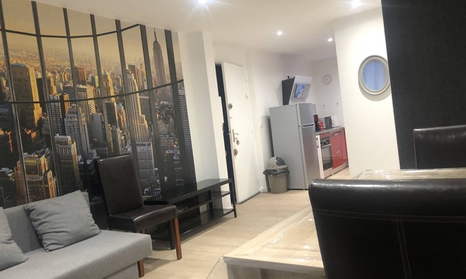 Deville-les-Rouen Apartment | F3 with 3 BEDS + Free Parking