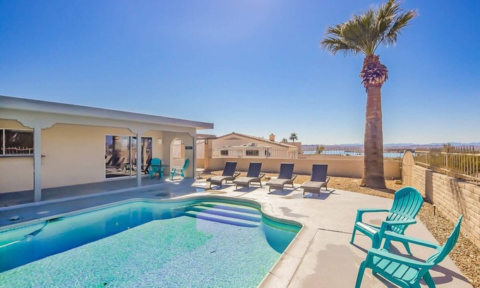Lake Havasu City House | Fab Palm Paradise Heated Pool & Spa + Views