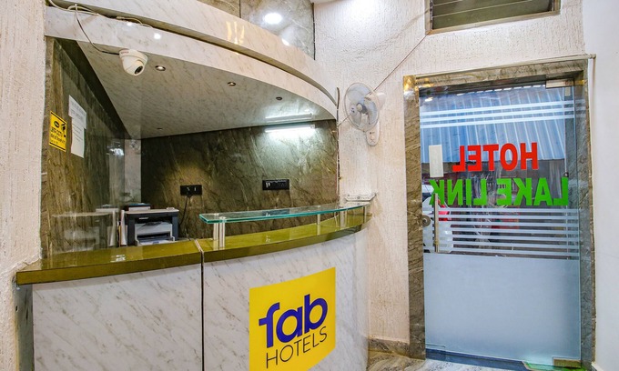 Bhopal Hotel | Fabexpress Lake Link