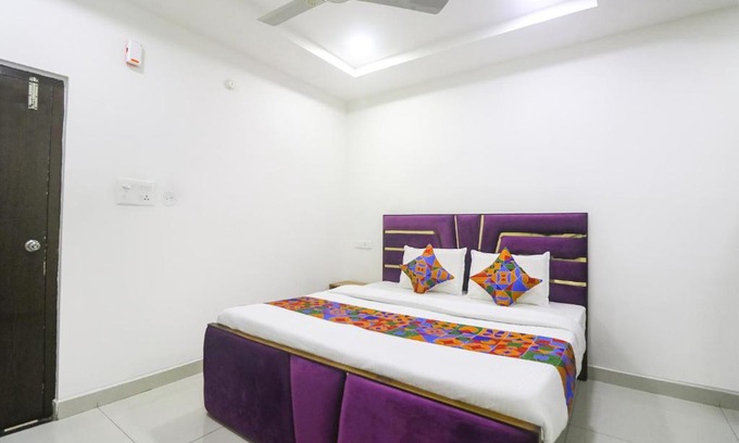 Hyderabad Hotel | FabExpress Viraaj Suites