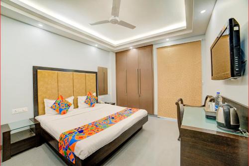 Green Park Hotel | FabHotel Exotica Greenpark