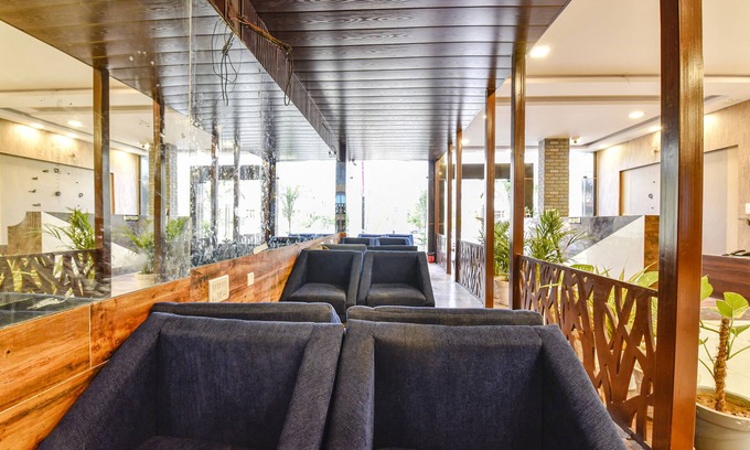 Jhotwara Hotel | Fabhotel Golden Sakura