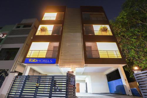 Central Chennai Hotel | Fabhotel Home Tree Service Apartment Kolathur - Nr Thirumangalam Metro Station