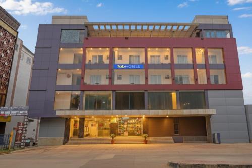 Electronics City Hotel | FabHotel Platinum - Shivaji Nagar, Commercial Street